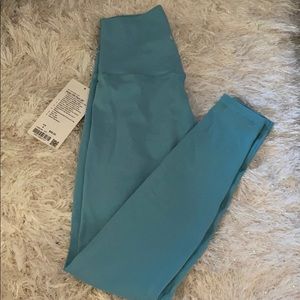 Lululemon Align 28”